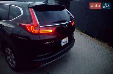 Внедорожник / Кроссовер Honda CR-V 2018 в 