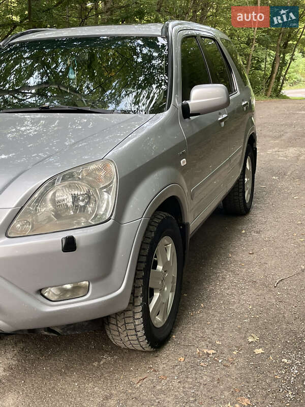 Позашляховик / Кросовер Honda CR-V 2004 в Дунаївцях