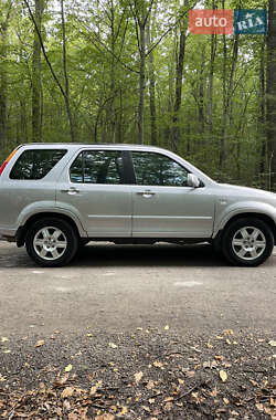 Внедорожник / Кроссовер Honda CR-V 2004 в 