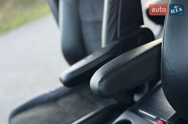 Внедорожник / Кроссовер Honda CR-V 2012 в 