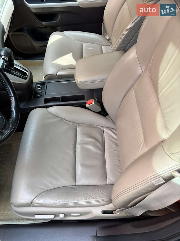 Внедорожник / Кроссовер Honda CR-V 2013 в Днепре