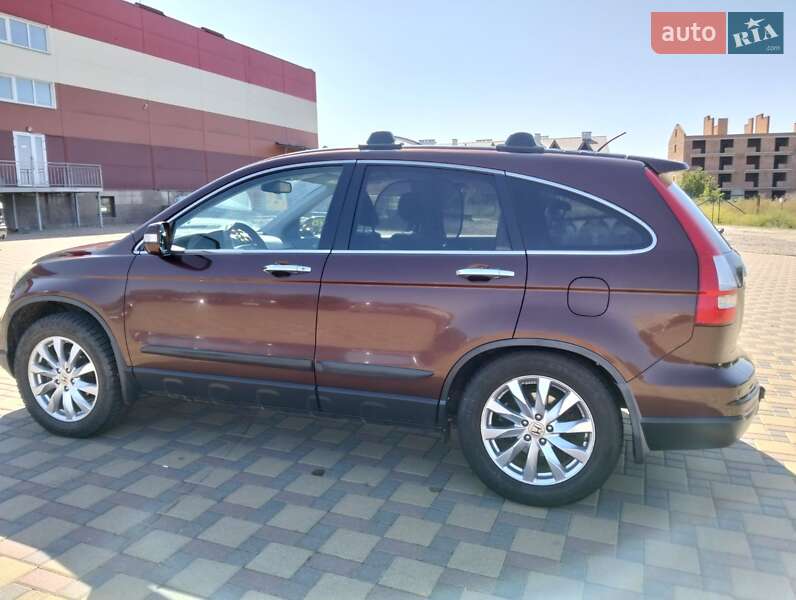 Позашляховик / Кросовер Honda CR-V 2011 в Гайсину