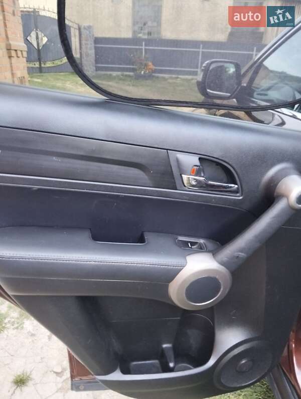 Позашляховик / Кросовер Honda CR-V 2011 в Гайсину