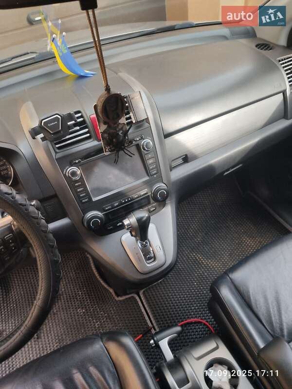 Позашляховик / Кросовер Honda CR-V 2008 в Рівному