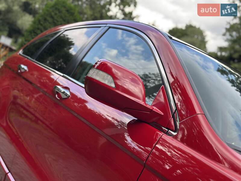 Внедорожник / Кроссовер Honda CR-V 2011 в Дрогобыче