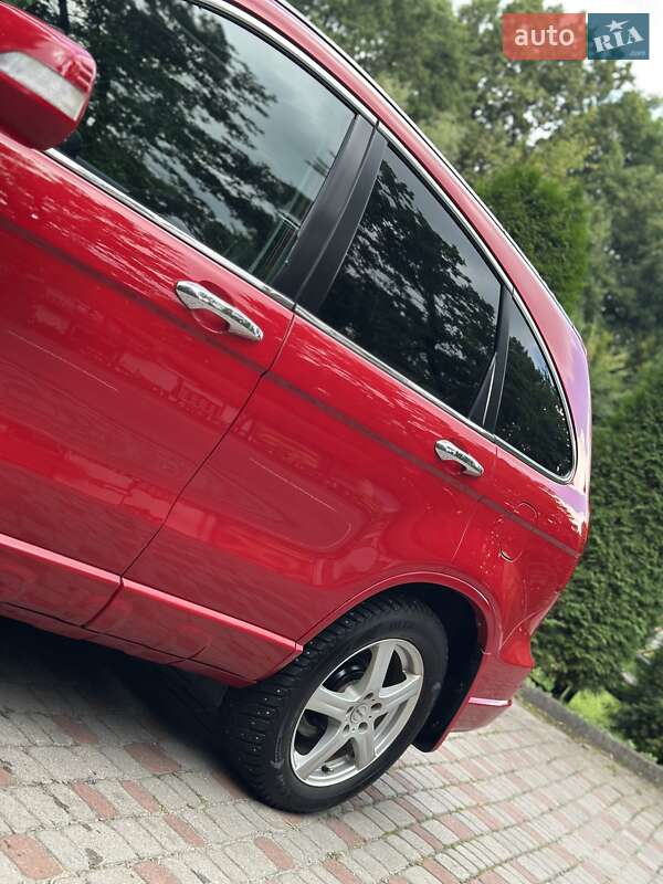 Внедорожник / Кроссовер Honda CR-V 2011 в Дрогобыче