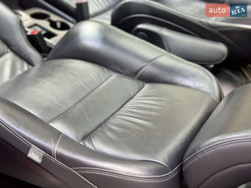 Внедорожник / Кроссовер Honda CR-V 2011 в Дрогобыче