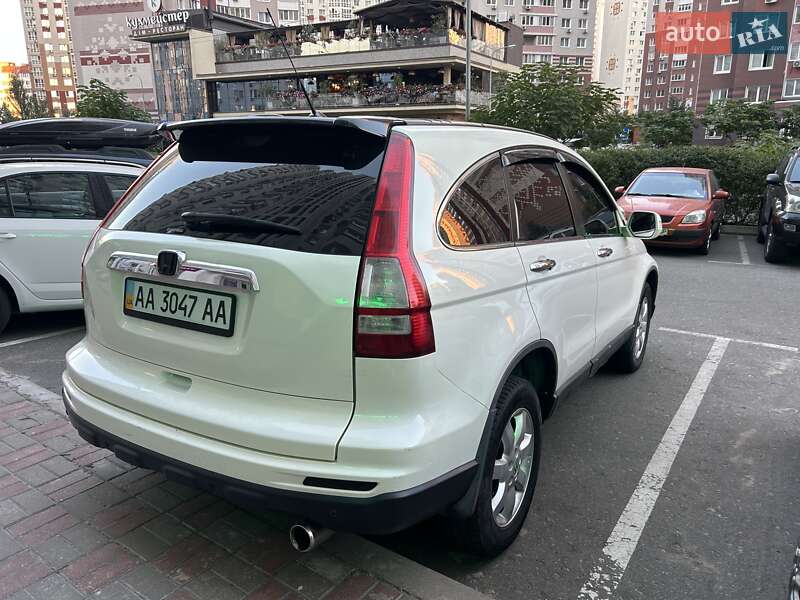 Внедорожник / Кроссовер Honda CR-V 2010 в Киеве
