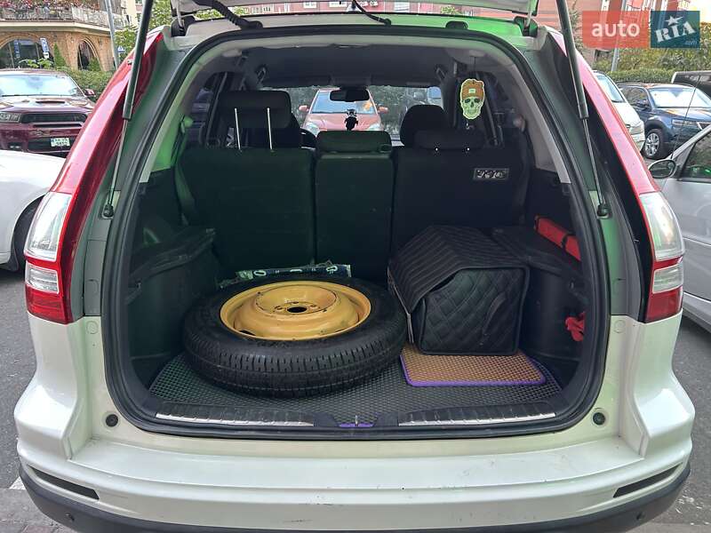 Внедорожник / Кроссовер Honda CR-V 2010 в Киеве