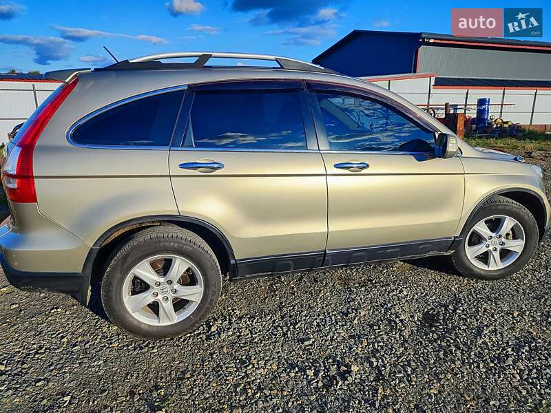 Внедорожник / Кроссовер Honda CR-V 2007 в Умани