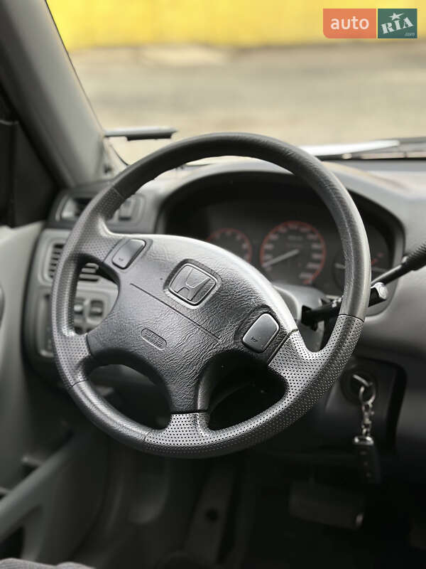 Внедорожник / Кроссовер Honda CR-V 1999 в Хмельницком