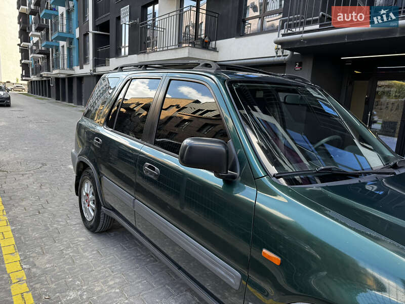 Внедорожник / Кроссовер Honda CR-V 2000 в Ивано-Франковске
