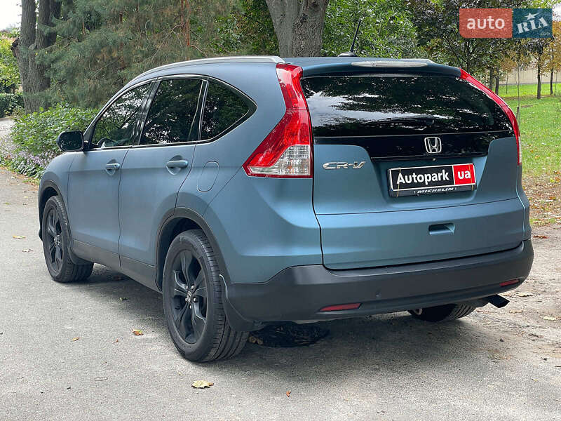 Позашляховик / Кросовер Honda CR-V 2014 в Києві