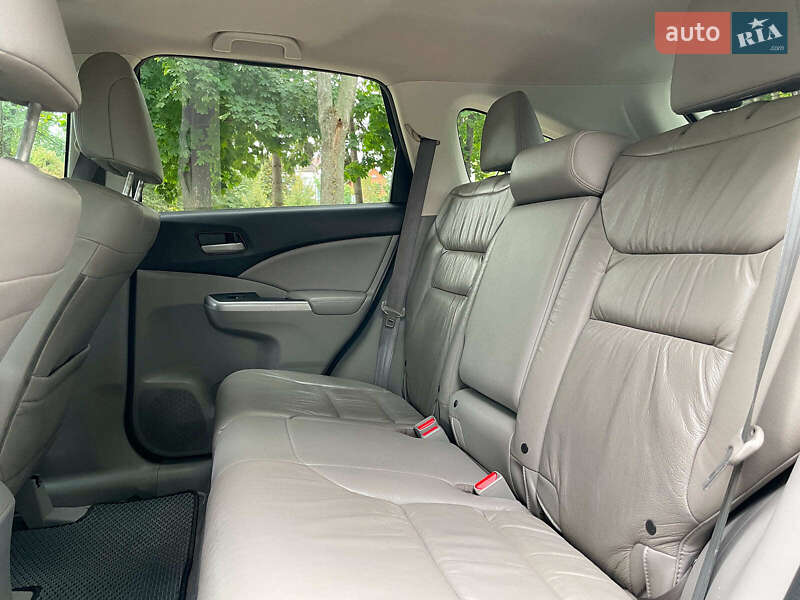 Позашляховик / Кросовер Honda CR-V 2014 в Києві