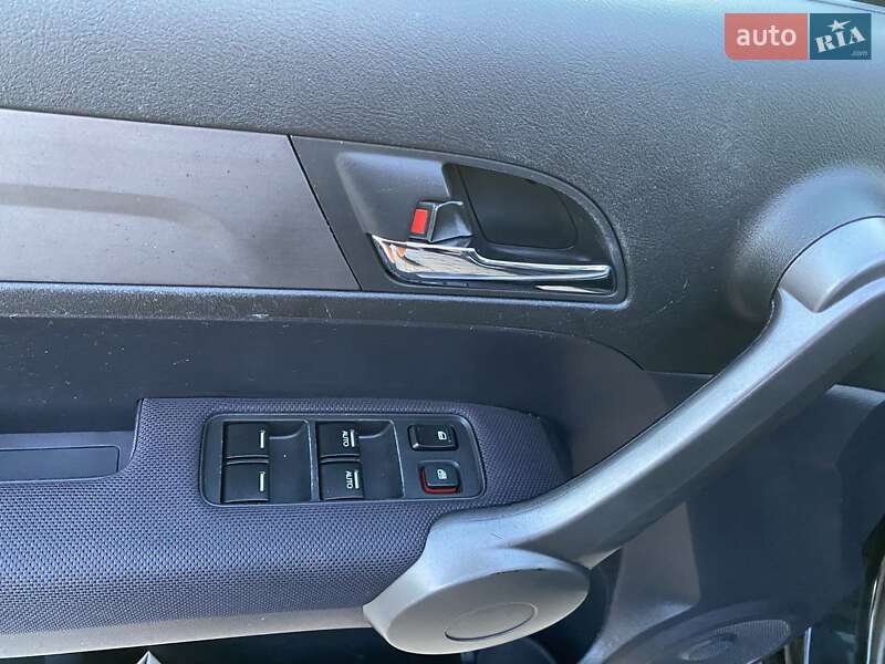 Внедорожник / Кроссовер Honda CR-V 2009 в Звягеле фото 33 Внедорожник / Кроссовер Honda CR-V 2009 в Звягеле