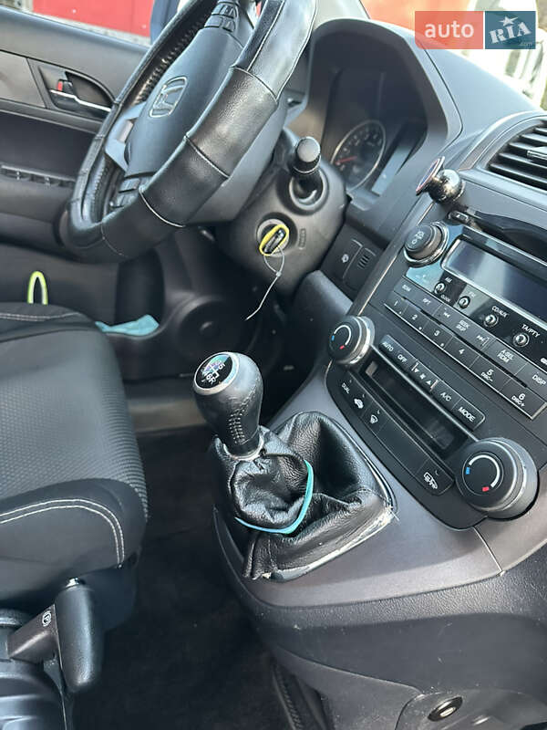 Внедорожник / Кроссовер Honda CR-V 2008 в Киеве