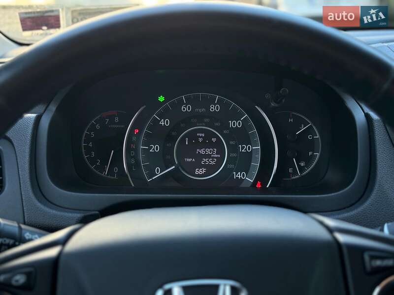 Внедорожник / Кроссовер Honda CR-V 2015 в Киеве