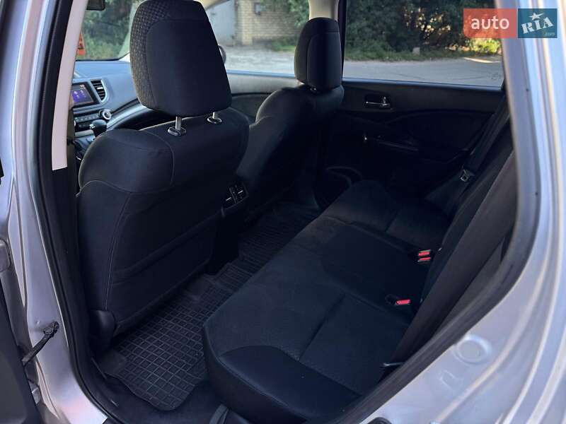 Внедорожник / Кроссовер Honda CR-V 2015 в Киеве