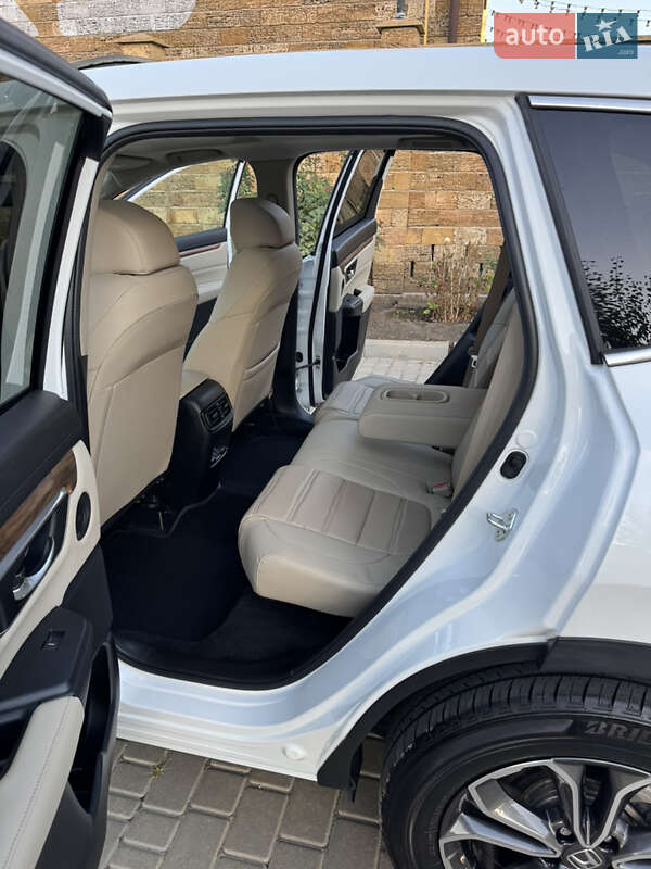 Внедорожник / Кроссовер Honda CR-V 2021 в Черноморске