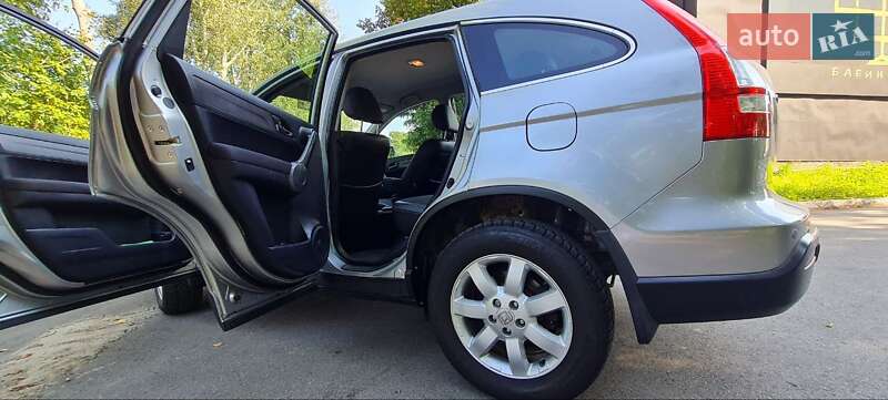Внедорожник / Кроссовер Honda CR-V 2008 в Киеве