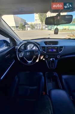 Внедорожник / Кроссовер Honda CR-V 2015 в 
