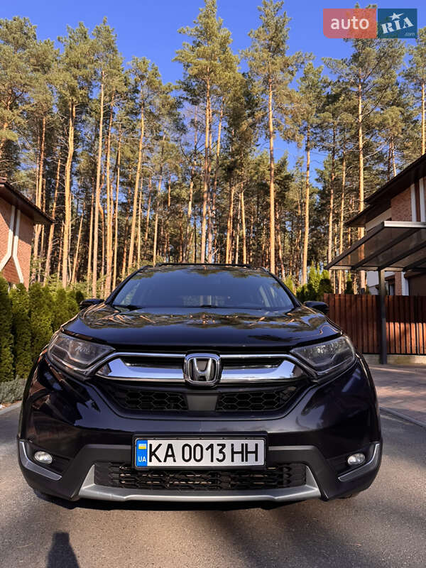 Позашляховик / Кросовер Honda CR-V 2017 в Києві