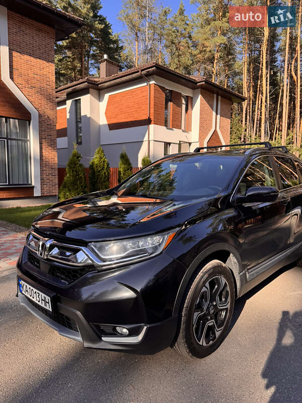 Позашляховик / Кросовер Honda CR-V 2017 в Києві