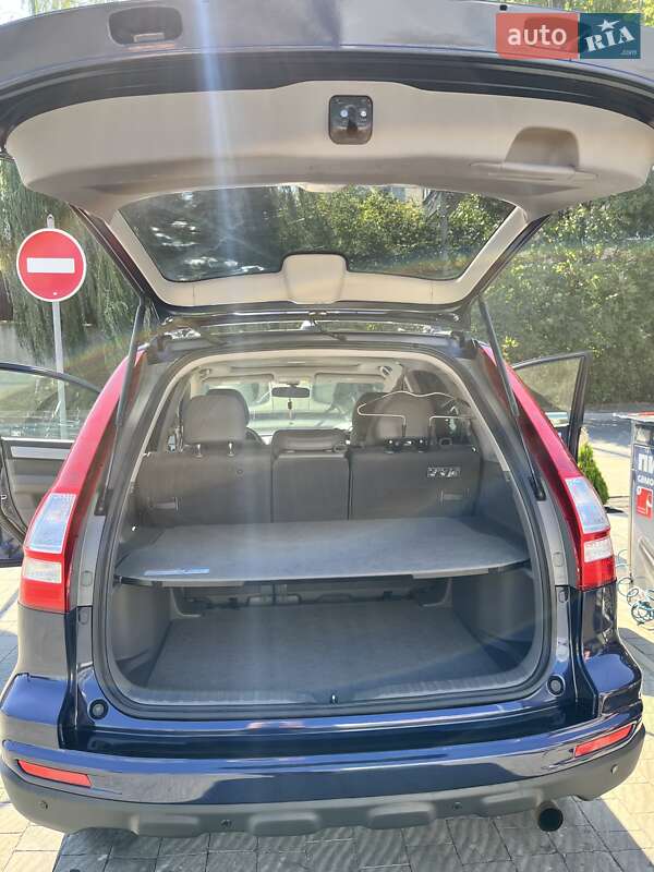 Внедорожник / Кроссовер Honda CR-V 2011 в Тернополе