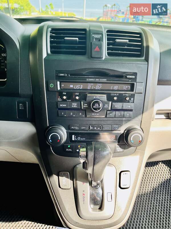 Внедорожник / Кроссовер Honda CR-V 2011 в Тернополе