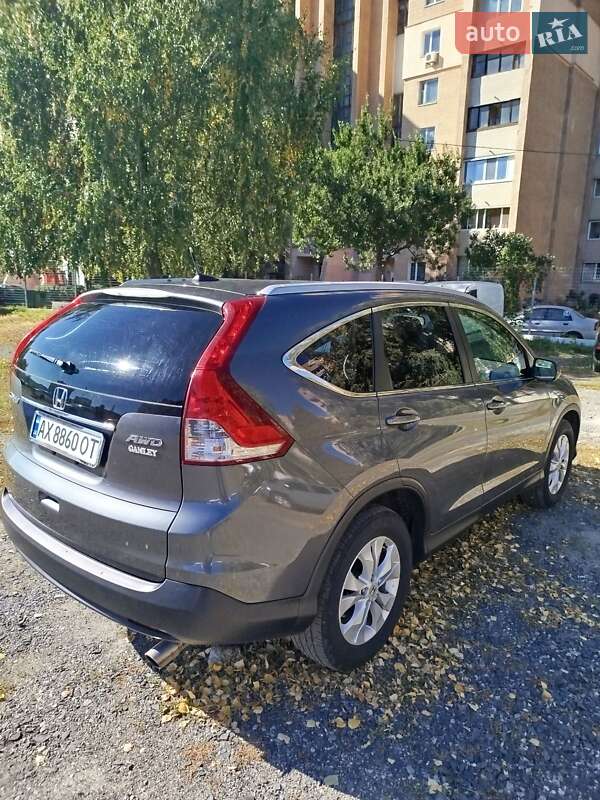 Внедорожник / Кроссовер Honda CR-V 2014 в Харькове