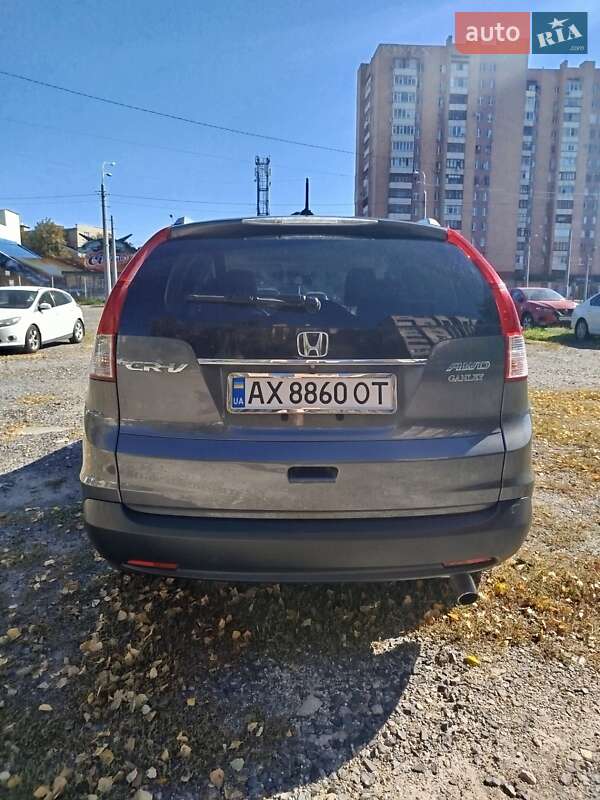Внедорожник / Кроссовер Honda CR-V 2014 в Харькове