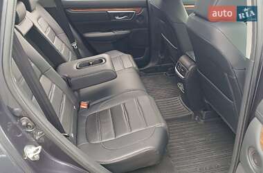 Внедорожник / Кроссовер Honda CR-V 2018 в 