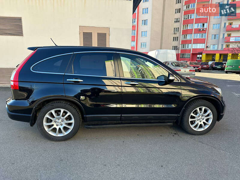 Внедорожник / Кроссовер Honda CR-V 2007 в Киеве