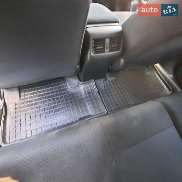 Внедорожник / Кроссовер Honda CR-V 2015 в Ивано-Франковске