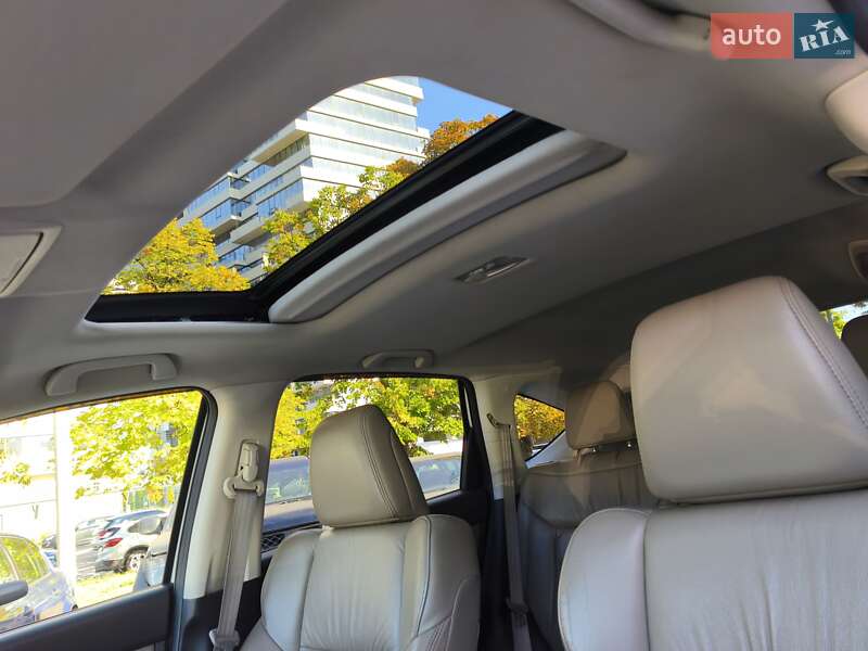 Внедорожник / Кроссовер Honda CR-V 2013 в Днепре