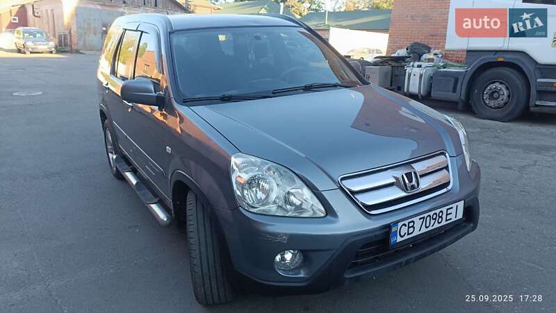 Внедорожник / Кроссовер Honda CR-V 2005 в Чернигове