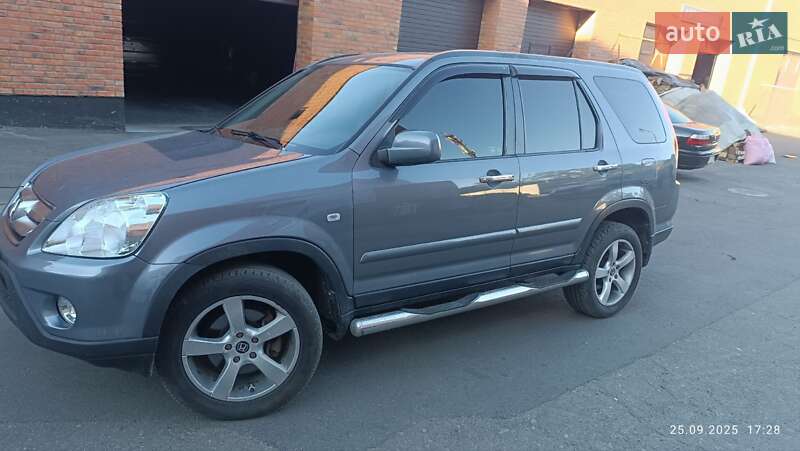 Внедорожник / Кроссовер Honda CR-V 2005 в Чернигове