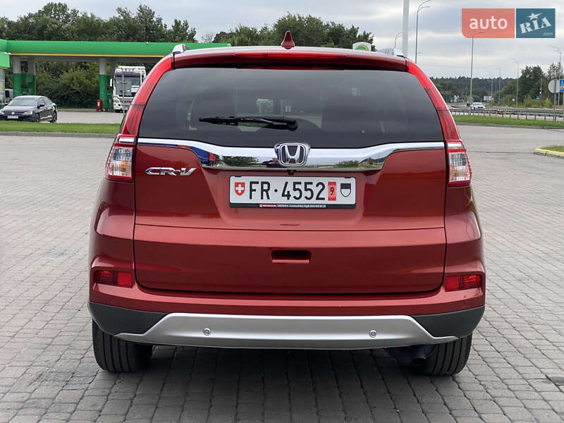 Внедорожник / Кроссовер Honda CR-V 2015 в Радивилове