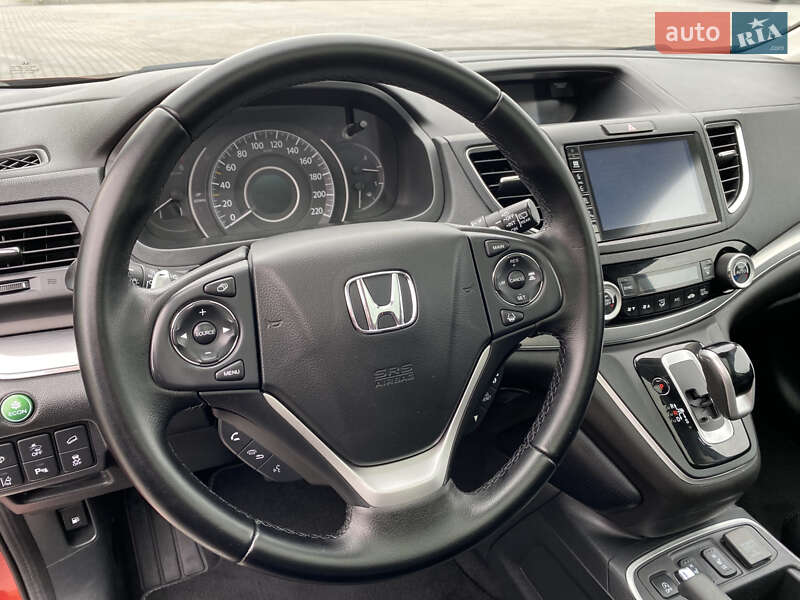 Внедорожник / Кроссовер Honda CR-V 2015 в Радивилове