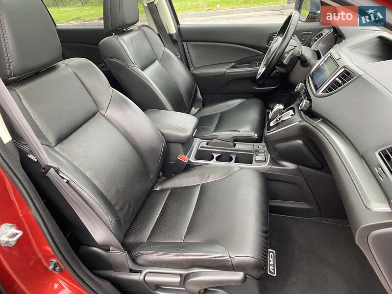 Внедорожник / Кроссовер Honda CR-V 2015 в Радивилове