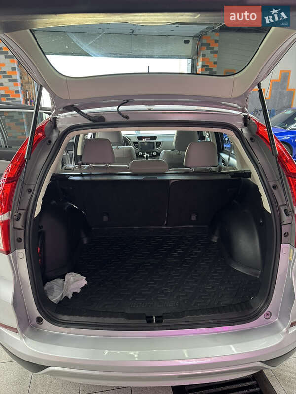 Внедорожник / Кроссовер Honda CR-V 2014 в Житомире