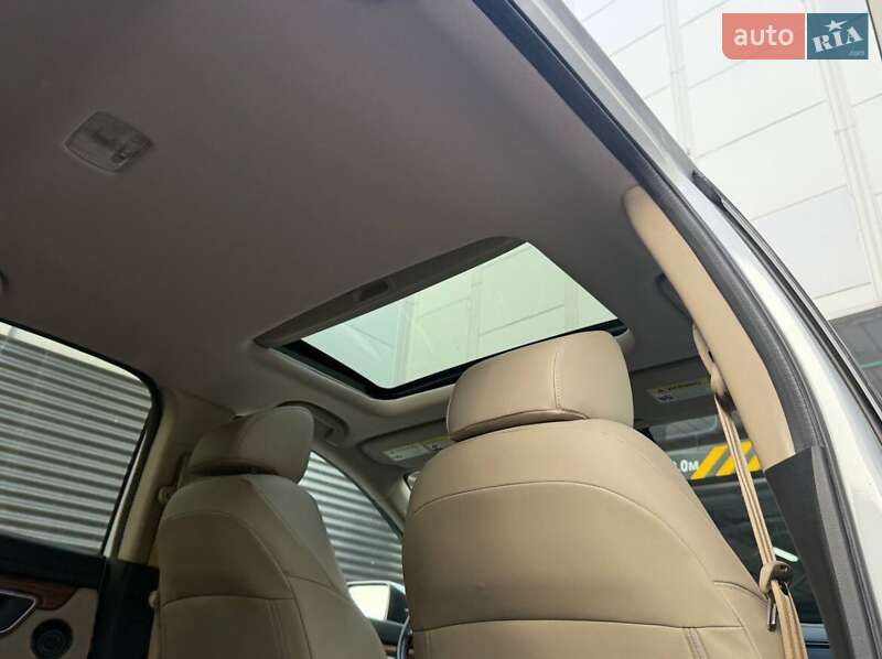 Внедорожник / Кроссовер Honda CR-V 2020 в Киеве