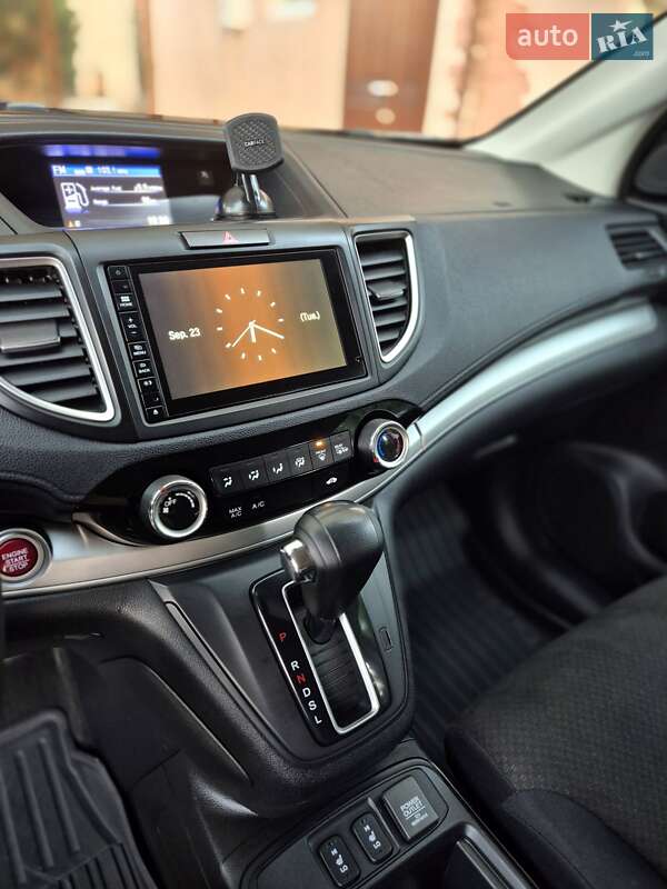 Внедорожник / Кроссовер Honda CR-V 2016 в Запорожье