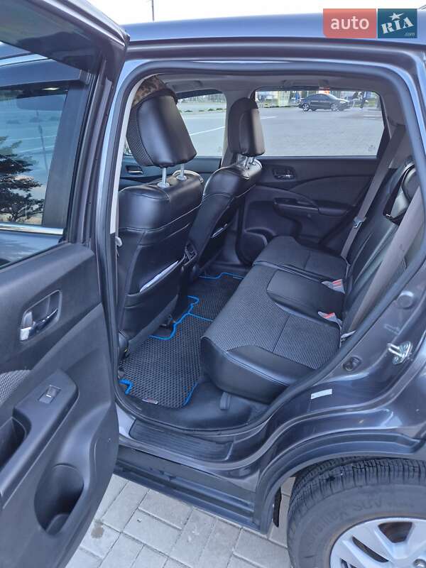 Внедорожник / Кроссовер Honda CR-V 2015 в Днепре