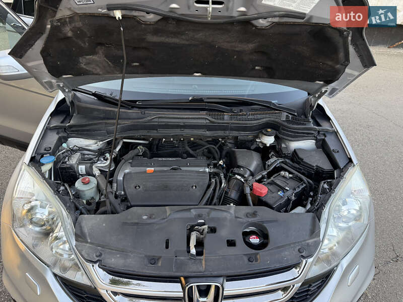Внедорожник / Кроссовер Honda CR-V 2012 в Киеве