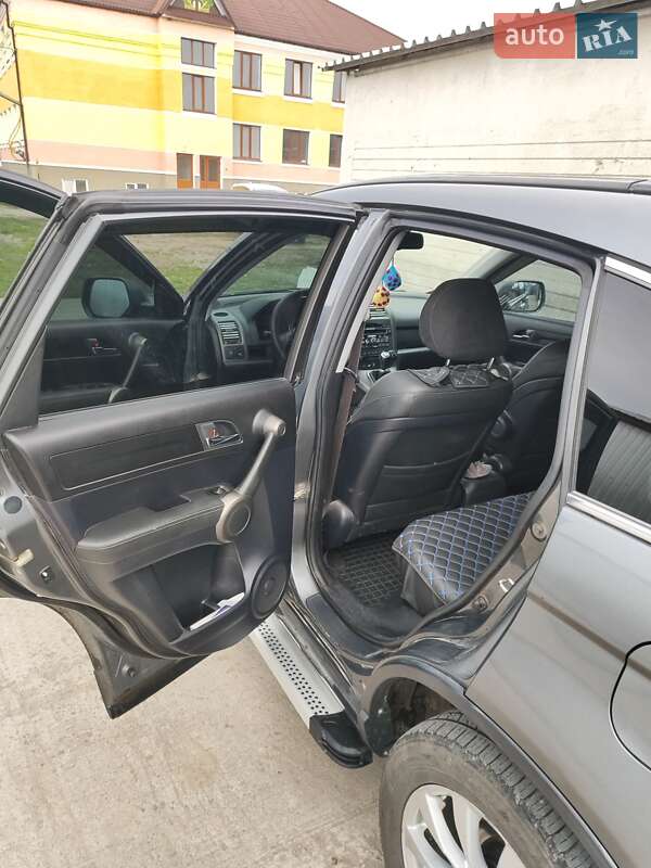 Внедорожник / Кроссовер Honda CR-V 2011 в Белогорье