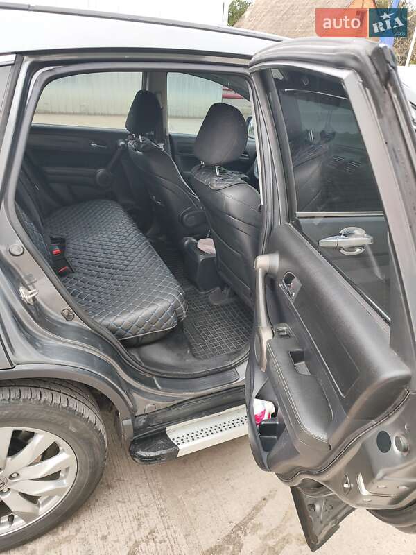 Внедорожник / Кроссовер Honda CR-V 2011 в Белогорье