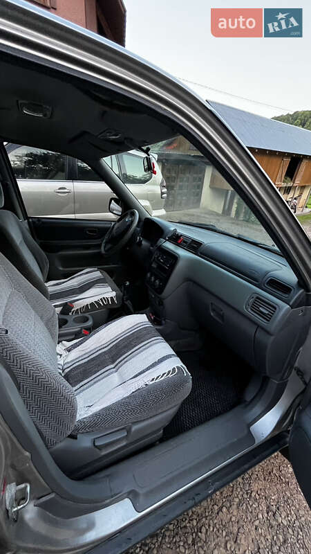 Внедорожник / Кроссовер Honda CR-V 1997 в Нереснице