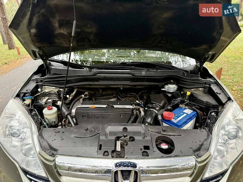 Внедорожник / Кроссовер Honda CR-V 2009 в Киеве