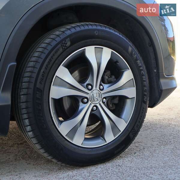 Внедорожник / Кроссовер Honda CR-V 2013 в Киеве